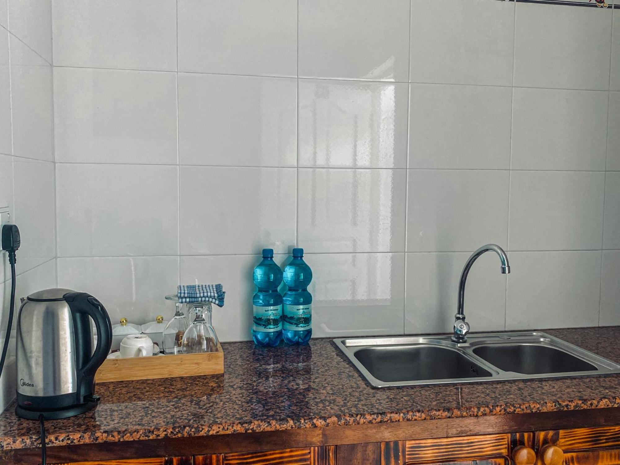 Divers Lodge Guest House Beau Vallon  Exterior foto