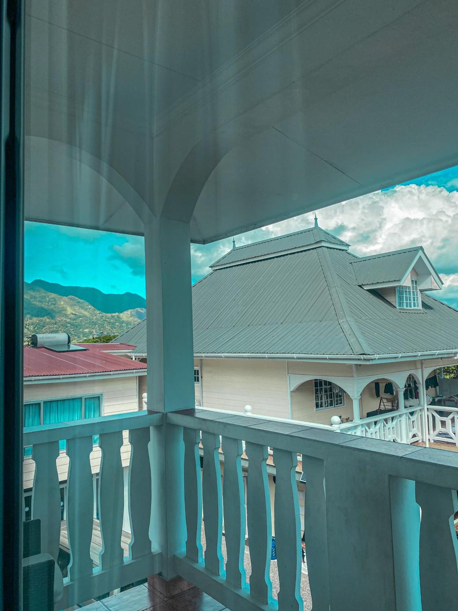 Divers Lodge Guest House Beau Vallon  Exterior foto