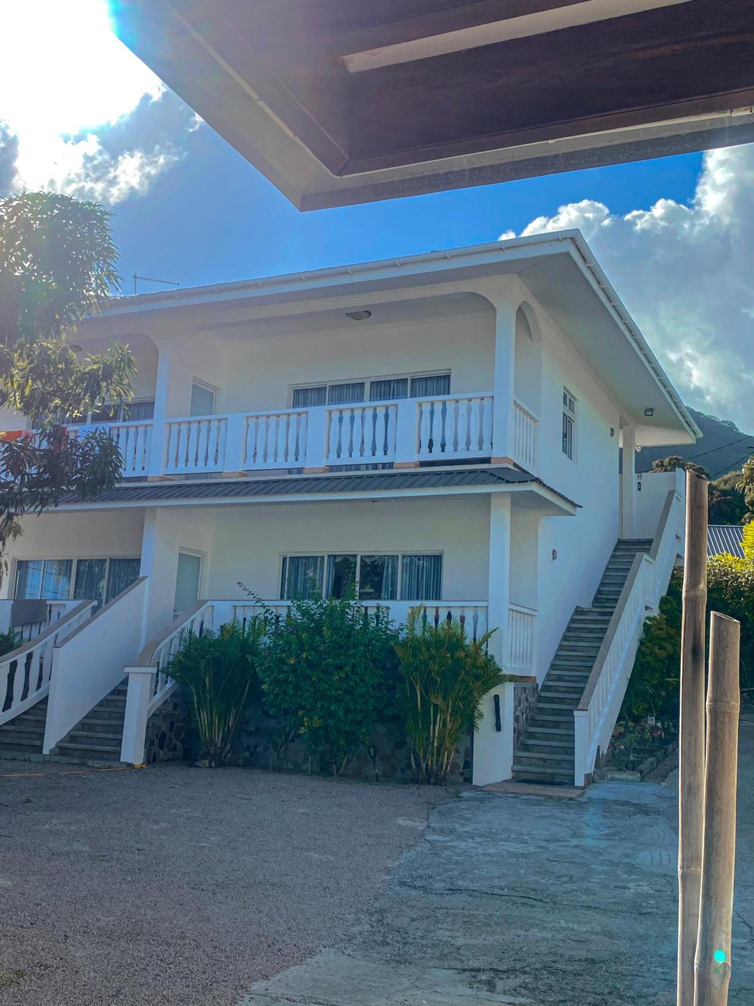 Divers Lodge Guest House Beau Vallon  Exterior foto