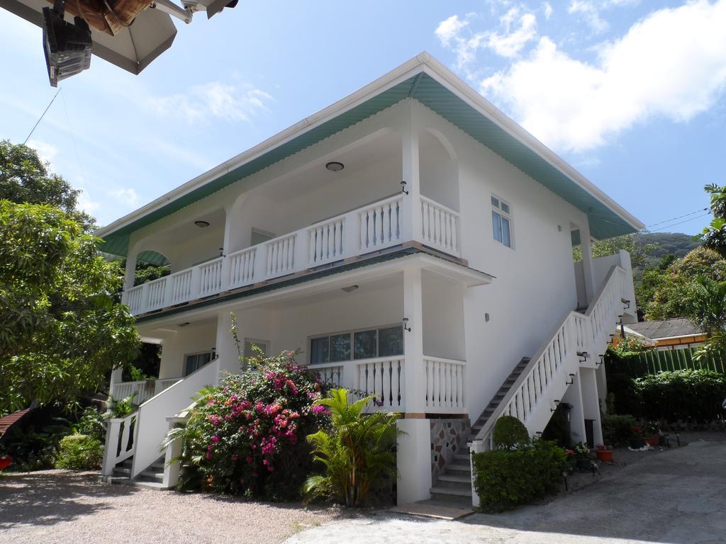 Divers Lodge Guest House Beau Vallon  Exterior foto